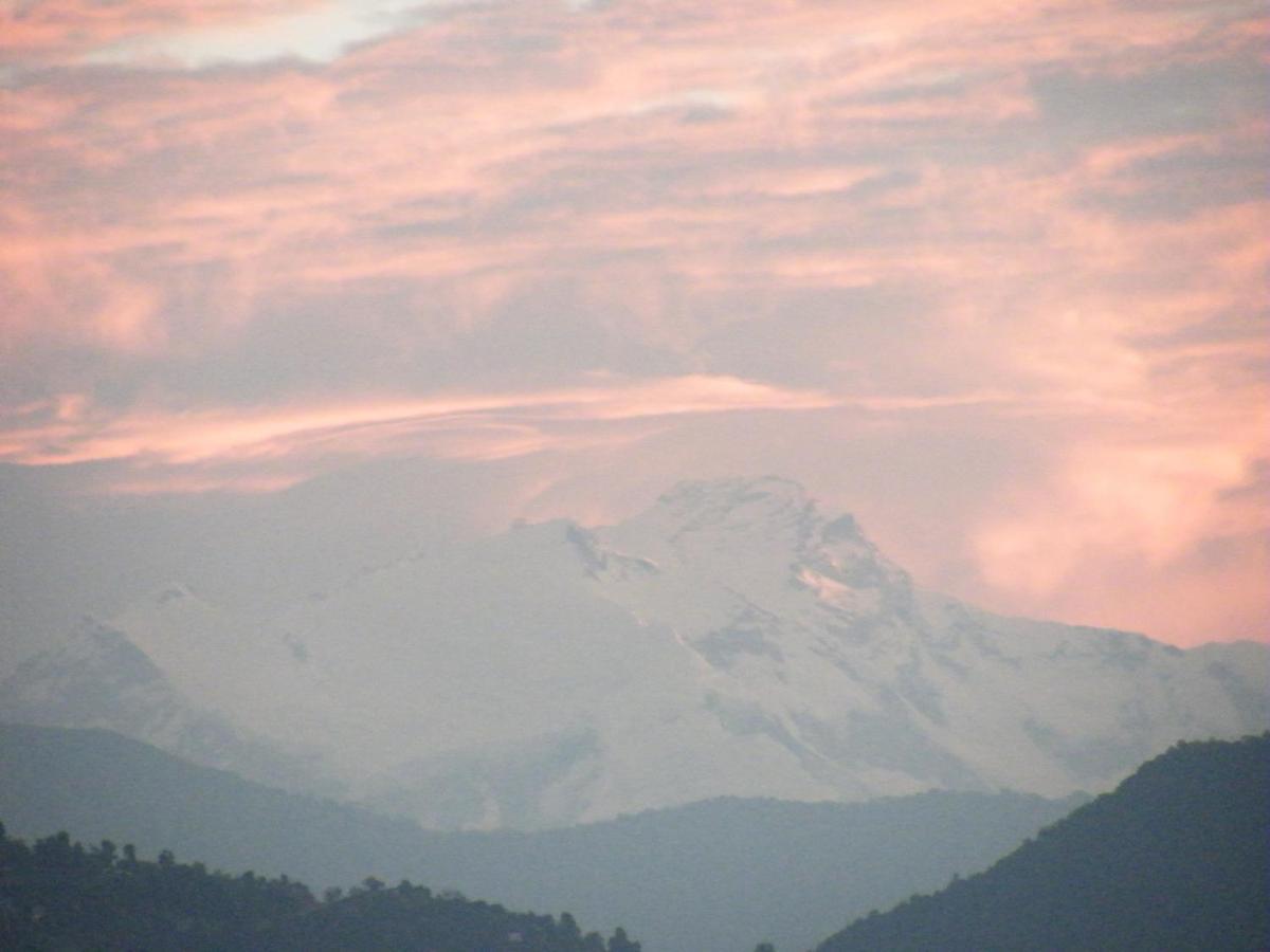 Pokhara Abroad Inn Bilik gambar